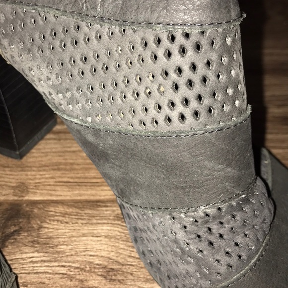 Franco Sarto Jalia Slingback Peeptoe Heels - Picture 5 of 8